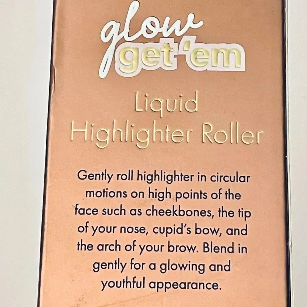 NWT 2 glow get’em liquid highlighter roller Rose Gold for a Radiant Healthy Glow